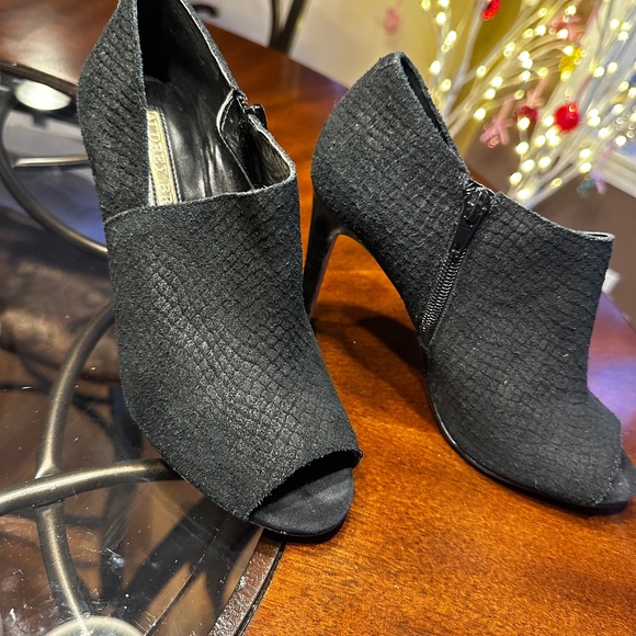 Snakeskin suede-look peep toe bootie heels - Picture 1 of 6